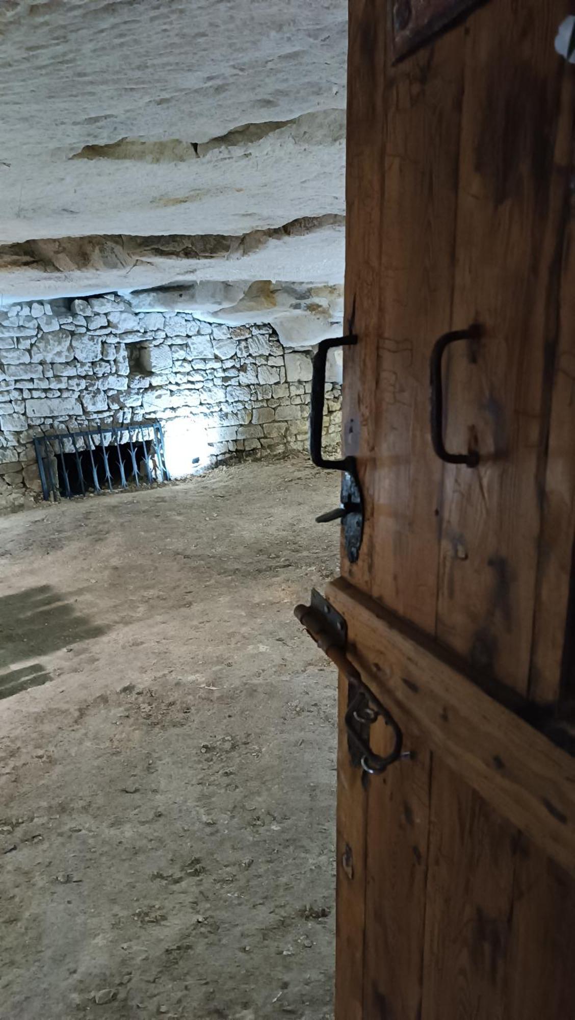 Meuble De Tourisme Petit Chail Saint Savinien Экстерьер фото